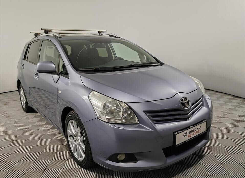 Toyota Verso, I 1.8 CVT (147 л.с.)