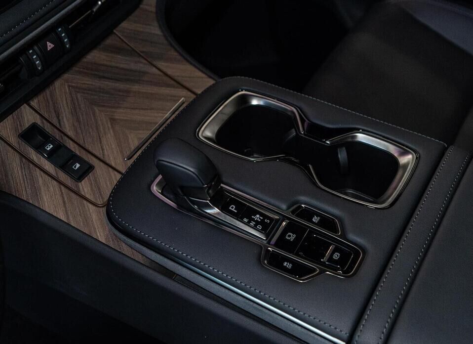 Lexus LM, II 350h 2.5hyb CVT (190 л.с.) 4WD