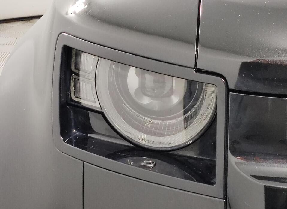 Land Rover Defender, II 110 2.0d AT (200 л.с.) 4WD