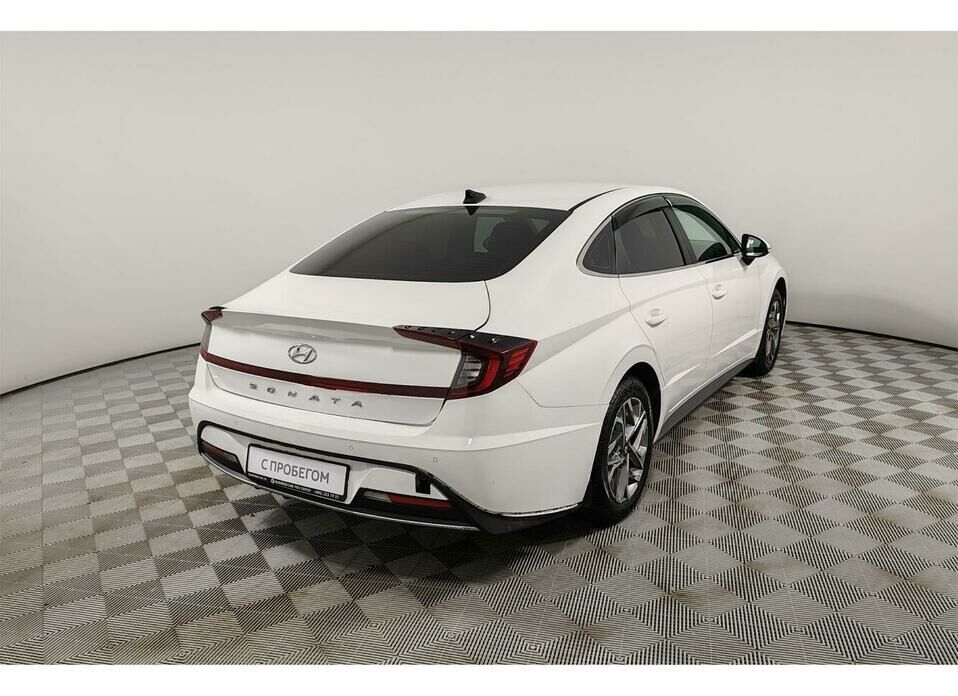 Hyundai Sonata 2.0 AT (150 л.с.)