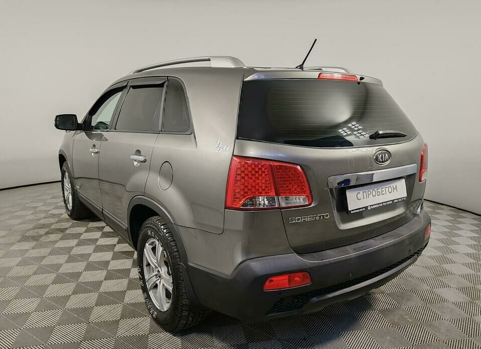 Kia Sorento 2.4 AT (175 л.с.) 4WD
