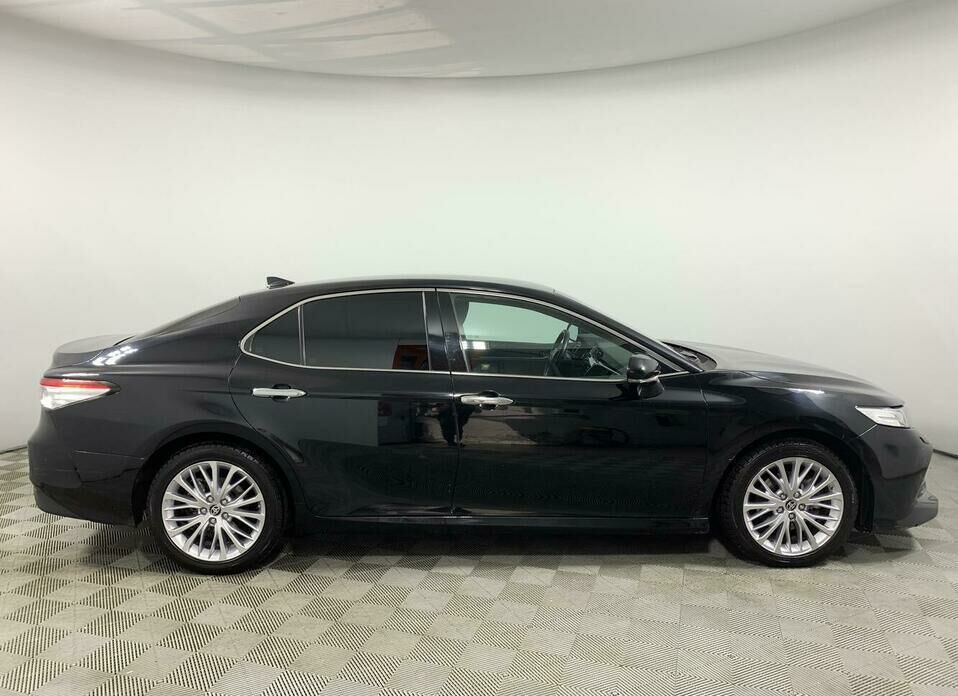Toyota Camry 3.5 AT (249 л.с.)