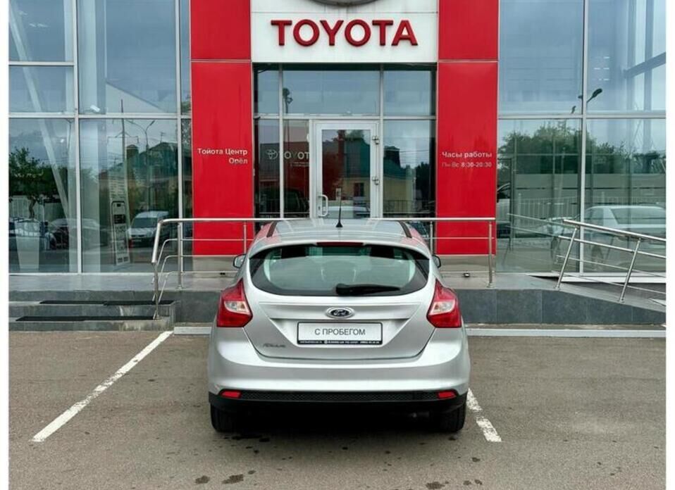 Ford Focus, III 1.6 MT (125 л.с.)
