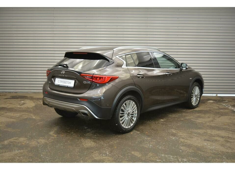 Infiniti QX30 2.0 AMT (211 л.с.) 4WD