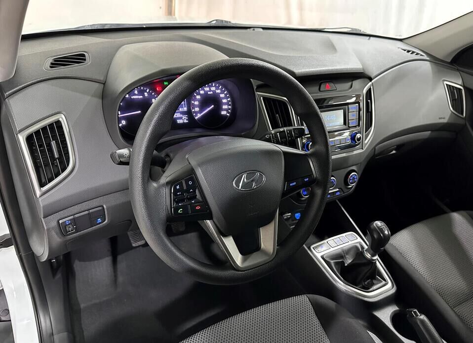 Hyundai Creta 1.6 MT (121 л.с.) 4WD