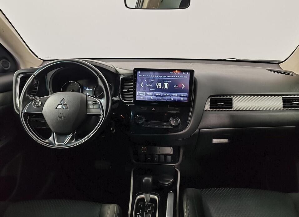 Mitsubishi Outlander, III Рестайлинг 2 2.0 CVT (146 л.с.) 4WD