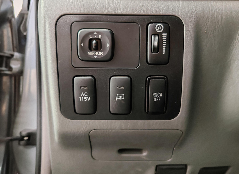 Lexus GX, I 470 4.7 AT (270 л.с.) 4WD