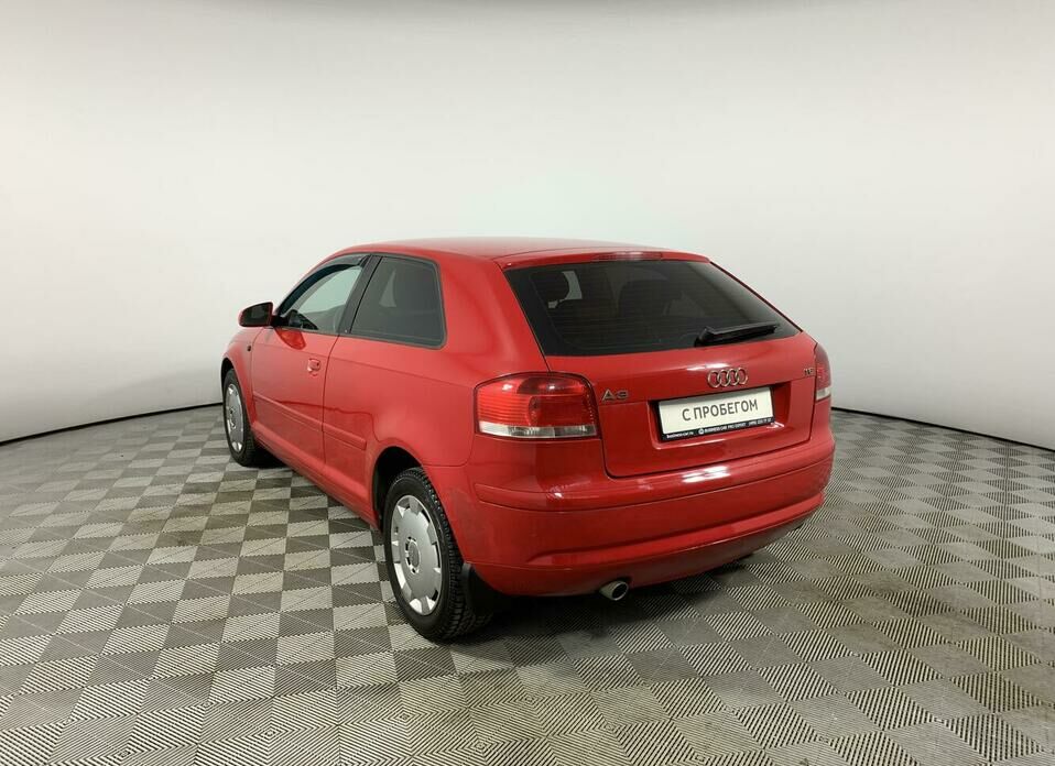 Audi A3 1.6 AT (102 л.с.)
