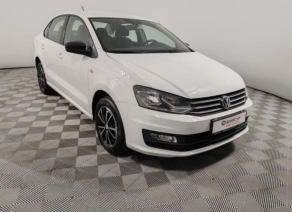 Volkswagen Polo 1.6 MT (110 л.с.)