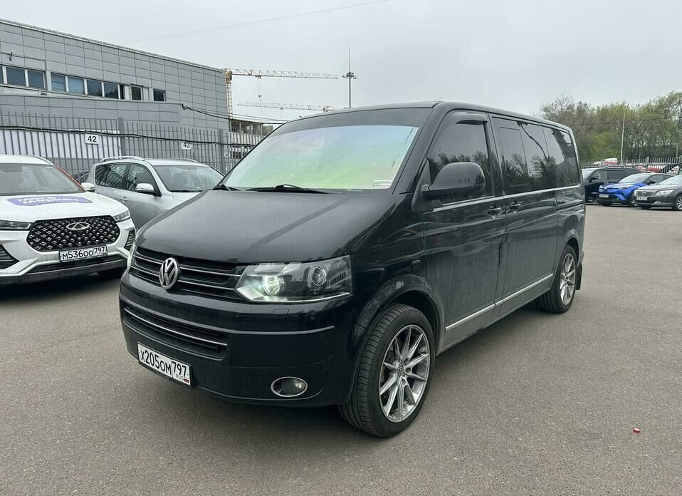 Volkswagen Multivan 2.0d AMT (180 л.с.) 4WD
