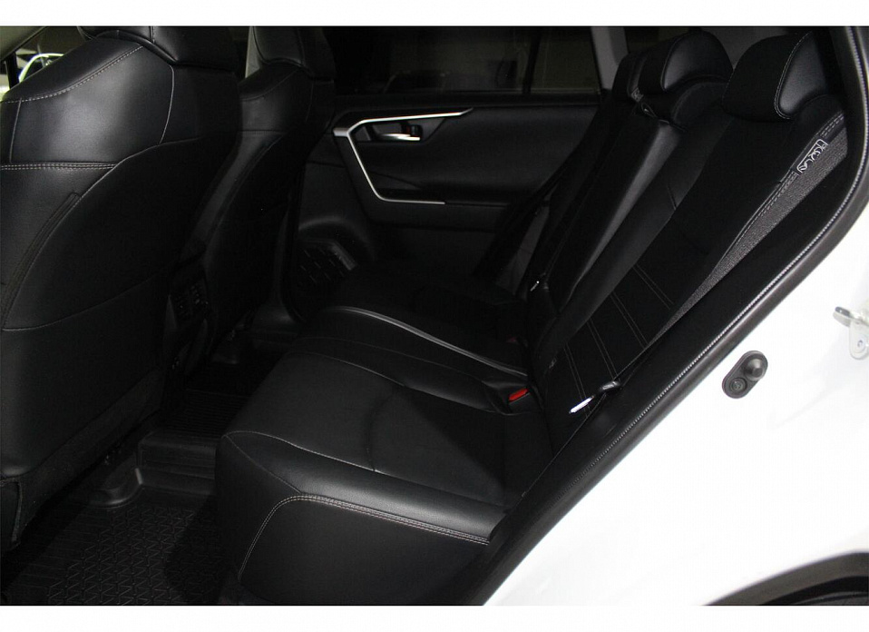 Toyota RAV4, V (XA50) 2.5 AT (199 л.с.) 4WD