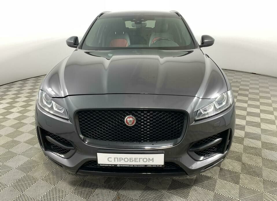 Jaguar F-Pace 2.0 AT (249 л.с.) 4WD