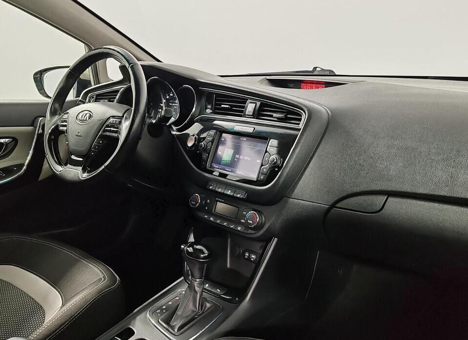 Kia Ceed, II Рестайлинг 1.6 AMT (135 л.с.)