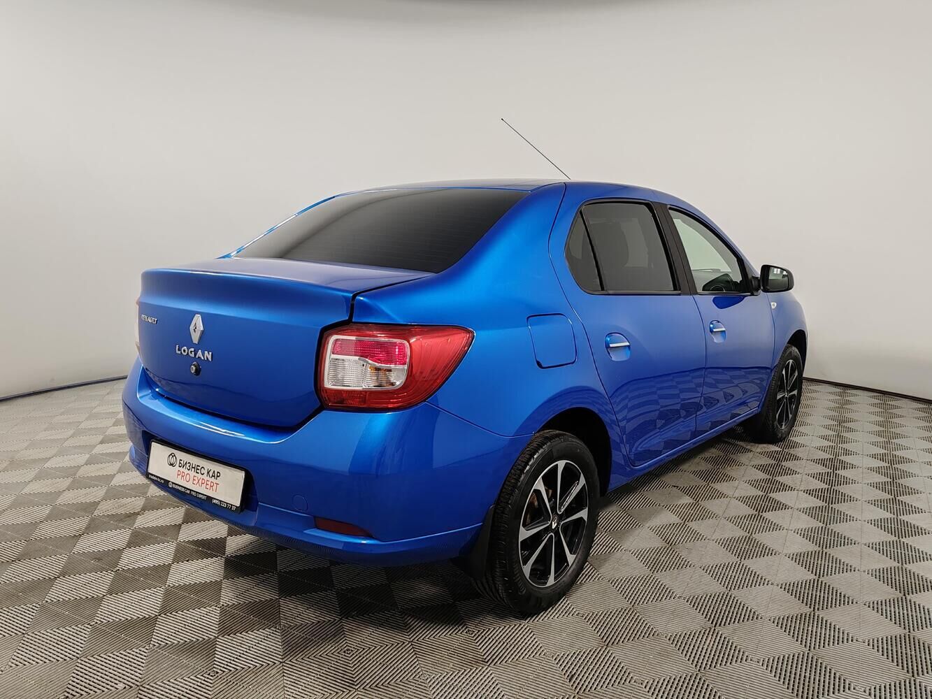 Renault Logan, 2016&nbsp;г., 61&nbsp;515&nbsp;км