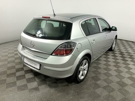 Opel Astra, 2012 г., 236 697 км