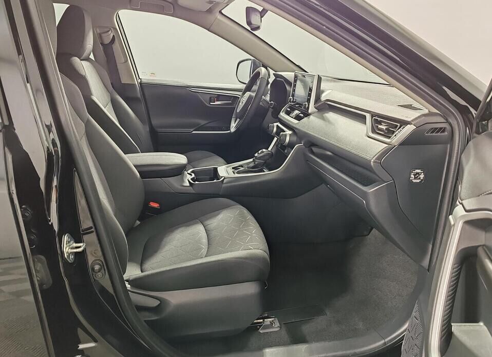 Toyota RAV4, V (XA50) 2.5 AT (199 л.с.) 4WD
