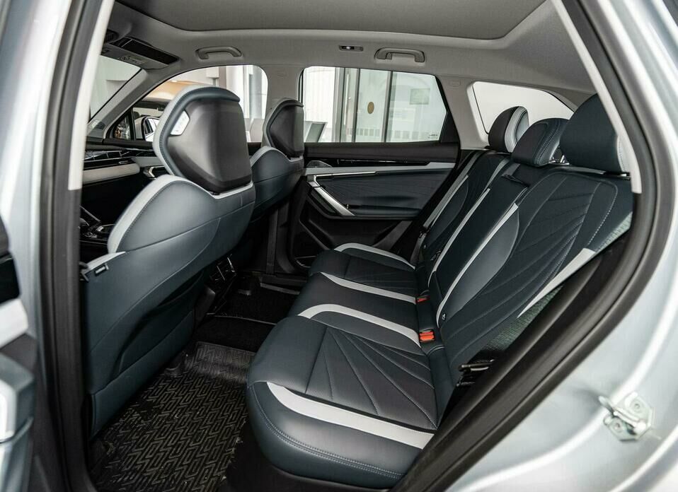 Geely Atlas 2.0 AT (200 л.с.) 4WD