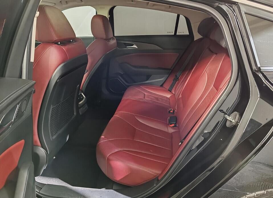 Hongqi H5, I 1.8 AT (197 л.с.)
