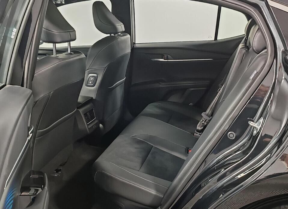 Toyota Camry, IX (XV80) China Market 2.0hyb CVT (197 л.с.)