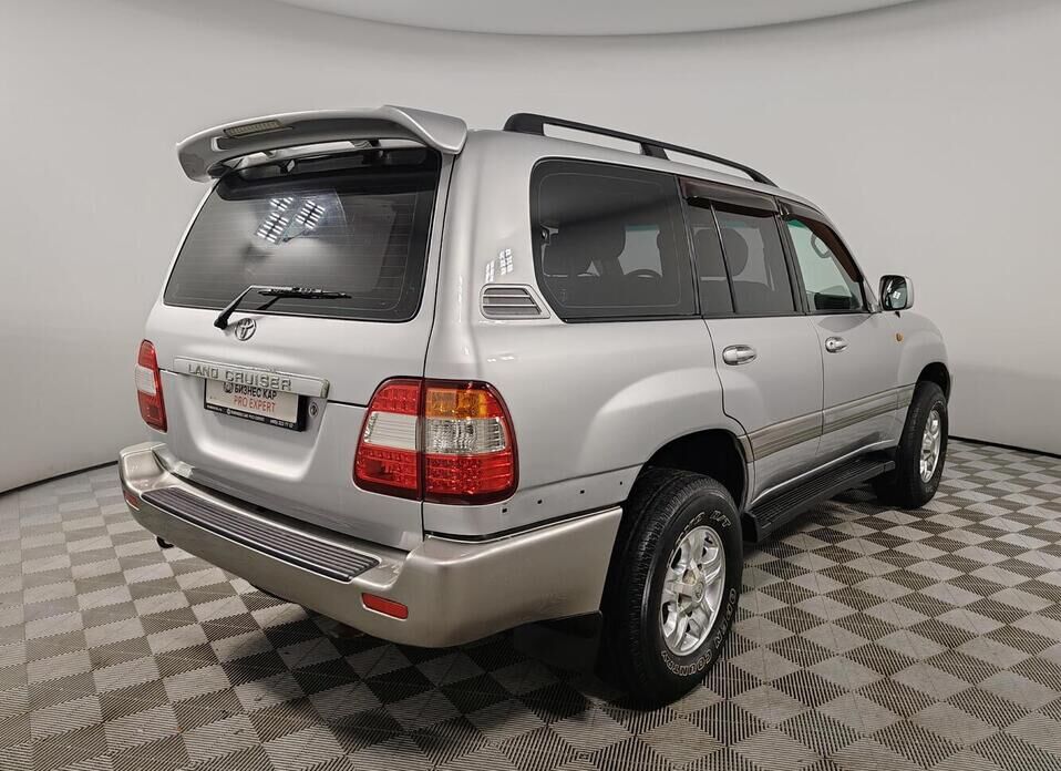 Toyota Land Cruiser, 100 Series Рестайлинг 2 4.2d MT (204 л.с.) 4WD