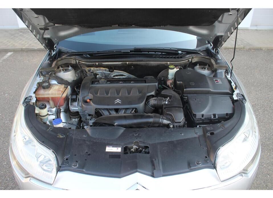 Citroen C5 2.0 MT (140 л.с.)
