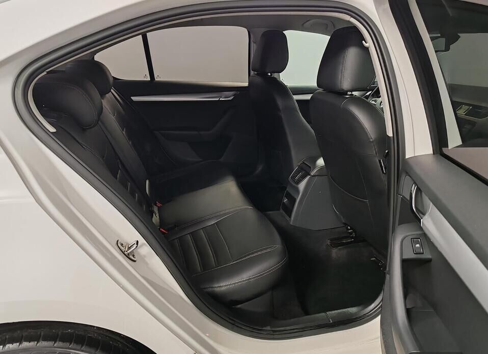 Skoda Octavia, III (A7) 2.0d AMT (143 л.с.)