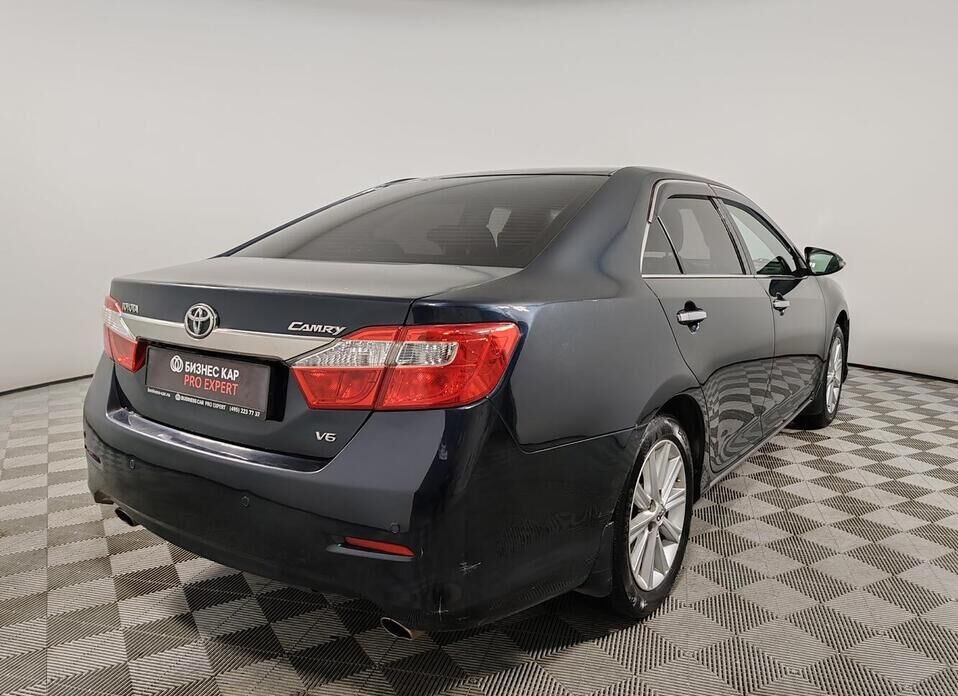 Toyota Camry, VII (XV50) 3.5 AT (277 л.с.)