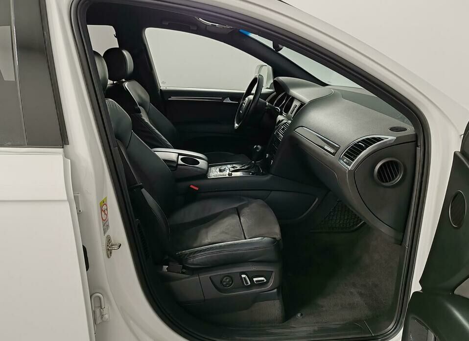 Audi Q7 3.0d AT (239 л.с.) 4WD