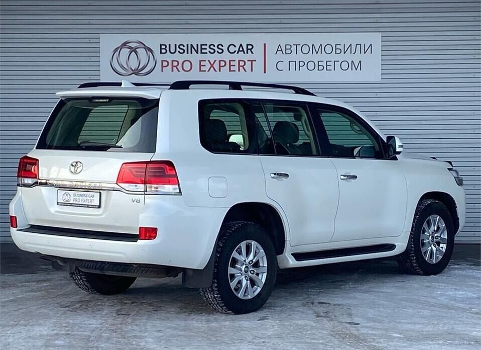 Toyota Land Cruiser, 200 Series Рестайлинг 2 4.5d AT (249 л.с.) 4WD