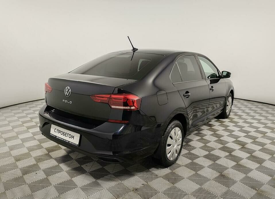 Volkswagen Polo 1.6 AT (110 л.с.)