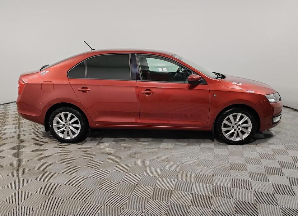Skoda Rapid, I 1.6 AT (110 л.с.)
