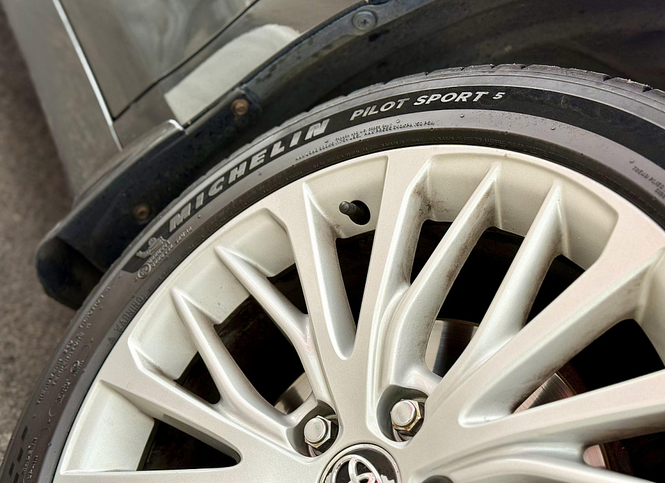 Toyota Camry, VI (XV40) Рестайлинг 3.5 AT (277 л.с.)