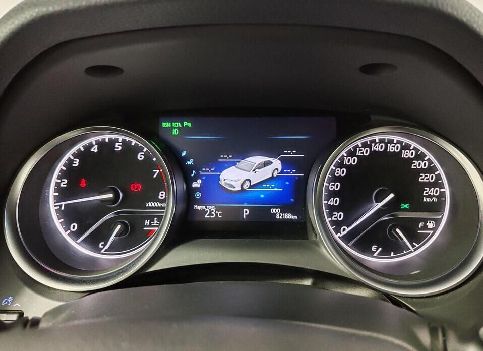 Toyota Camry 3.5 AT (249 л.с.)