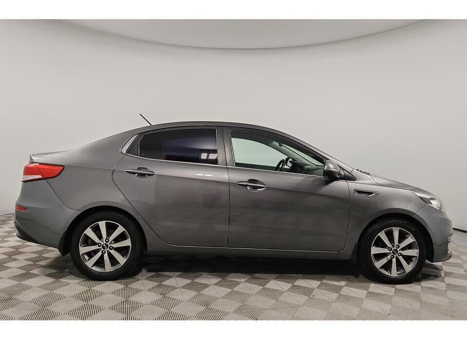 Kia Rio 1.6 AT (123 л.с.)