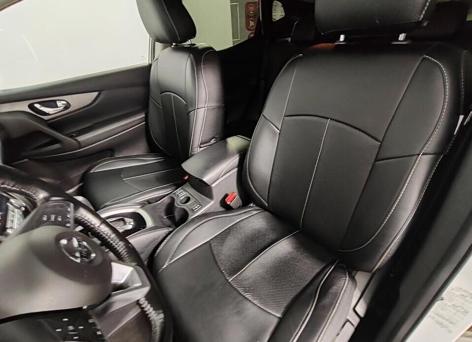 Nissan Qashqai, II Рестайлинг 2.0 CVT (144 л.с.)