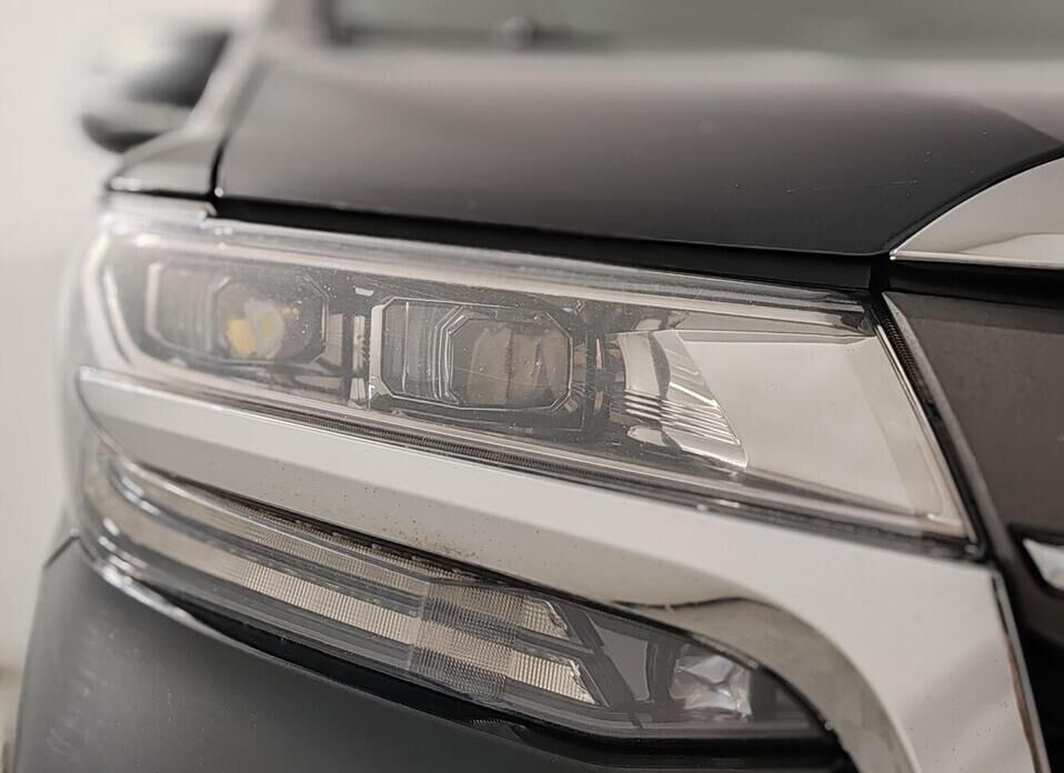 Toyota Alphard, III Рестайлинг 3.5 AT (300 л.с.)