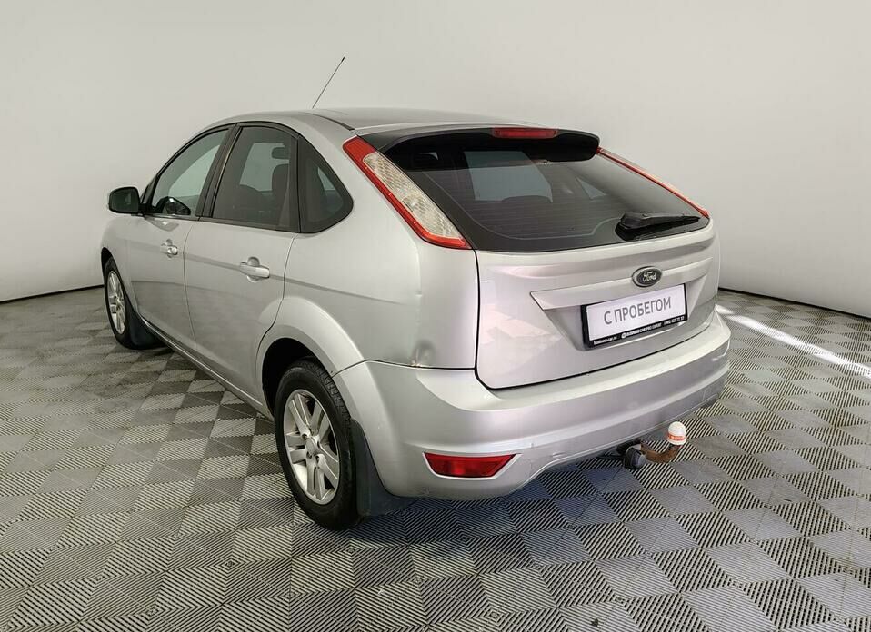 Ford Focus 2.0 AT (145 л.с.)