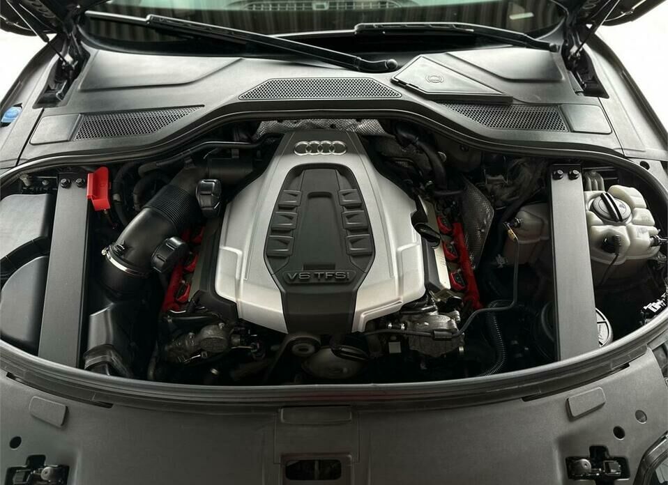 Audi A8 Long 3.0 AT (310 л.с.) 4WD