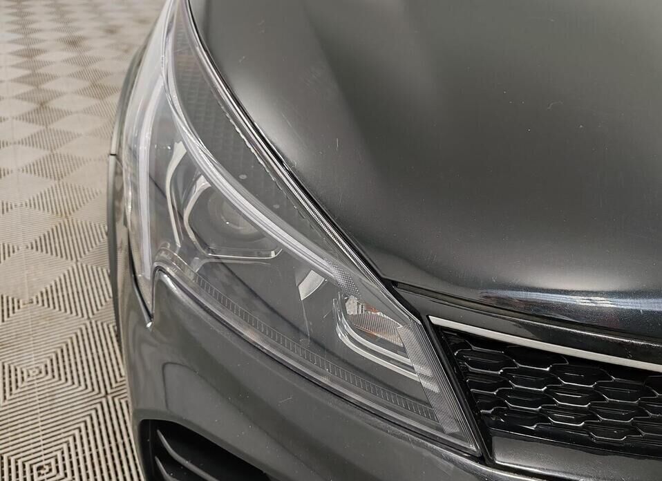 Kia Rio, IV Рестайлинг X 1.6 AT (123 л.с.)