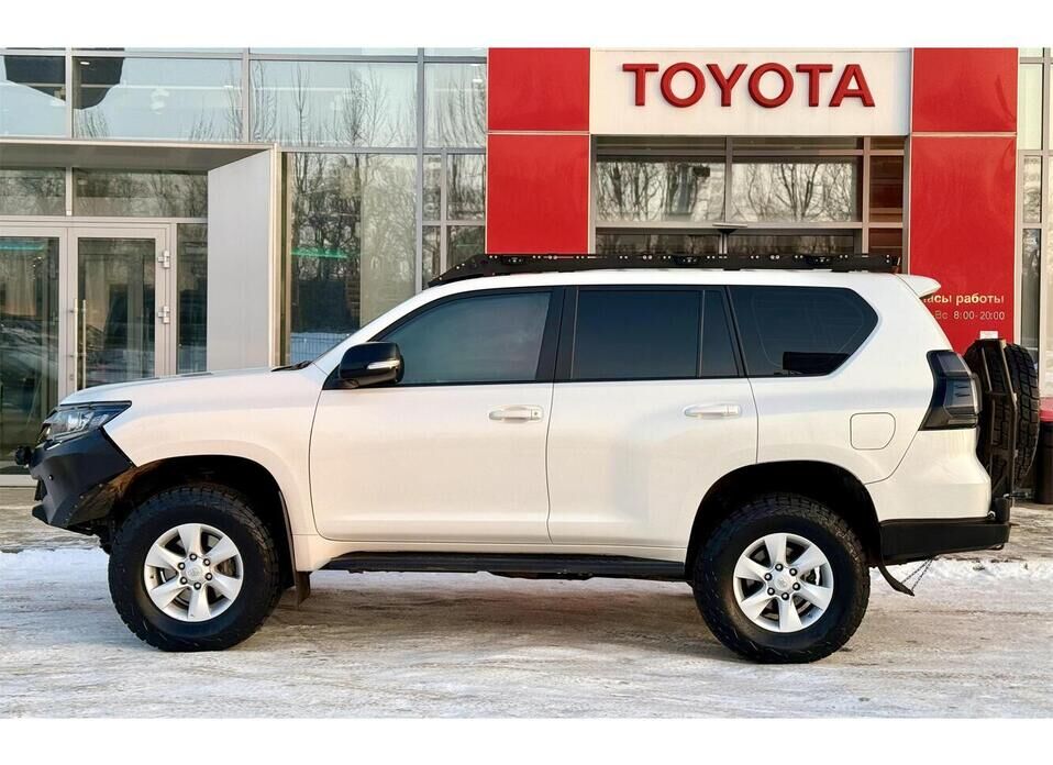 Toyota Land Cruiser Prado, 150 Series Рестайлинг 3 2.8d AT (200 л.с.) 4WD