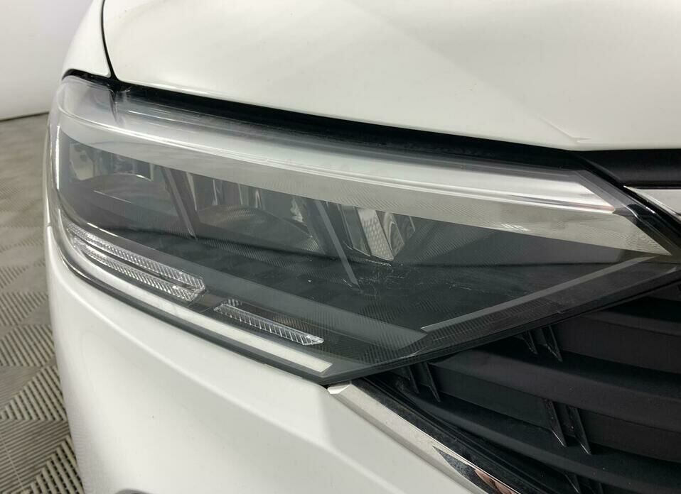 Volkswagen Polo 1.6 MT (110 л.с.)