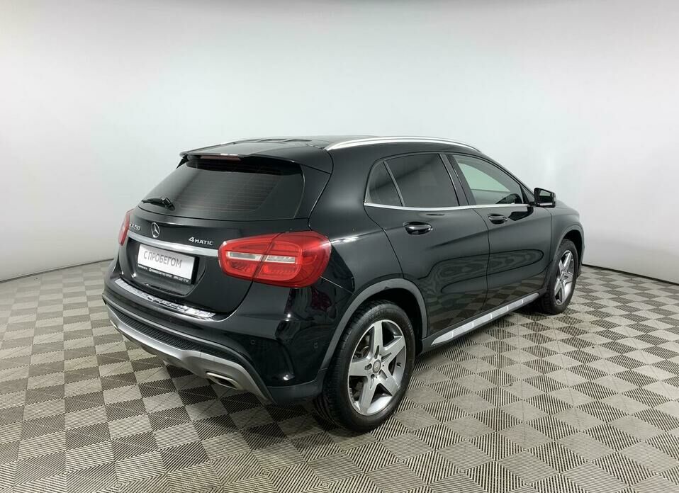 Mercedes-Benz GLA 250 2.0 AMT (211 л.с.) 4WD