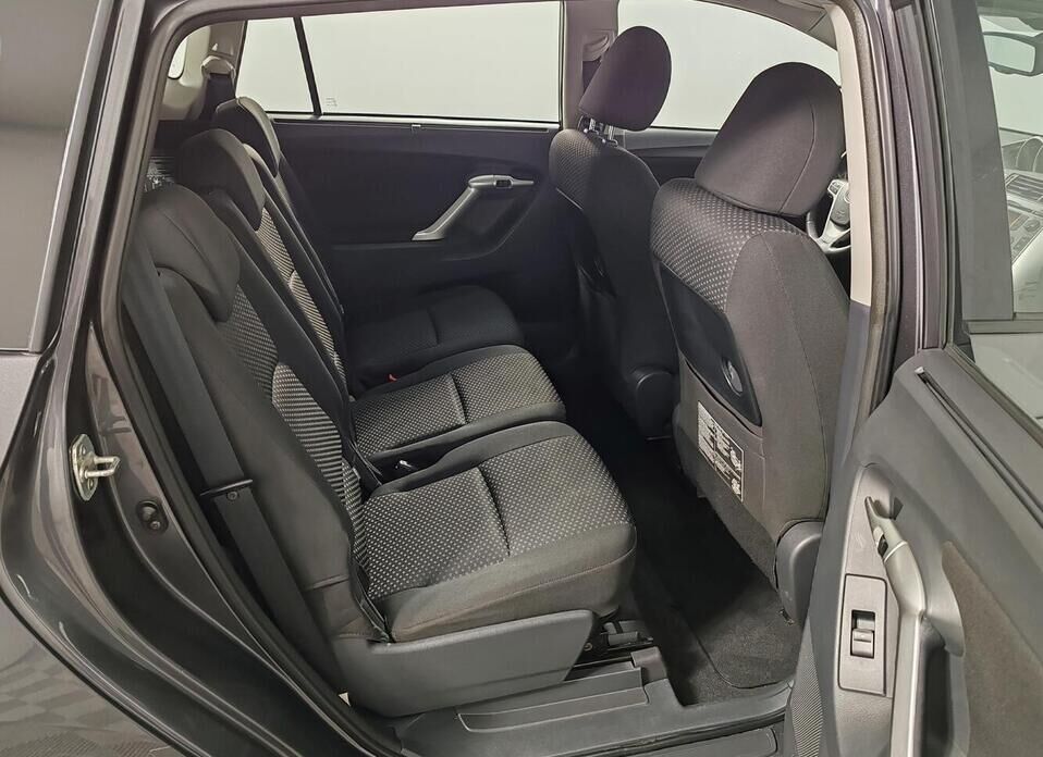 Toyota Verso, I 1.8 CVT (147 л.с.)