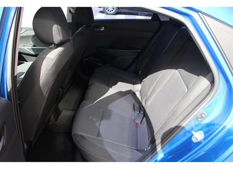 Hyundai Solaris, II 1.6 AT (123 л.с.)