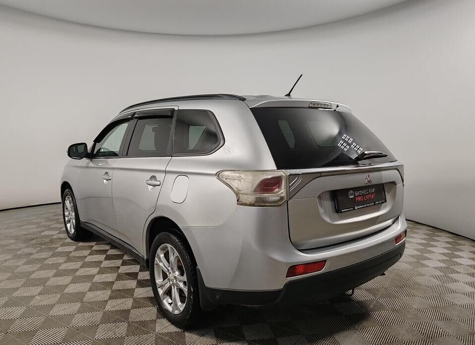 Mitsubishi Outlander, III 2.4 CVT (167 л.с.) 4WD