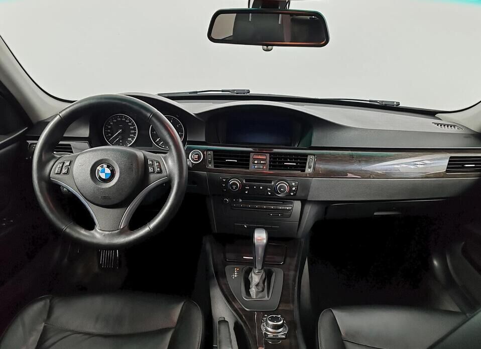 BMW 3 серии 320i 2.0 AT (156 л.с.)