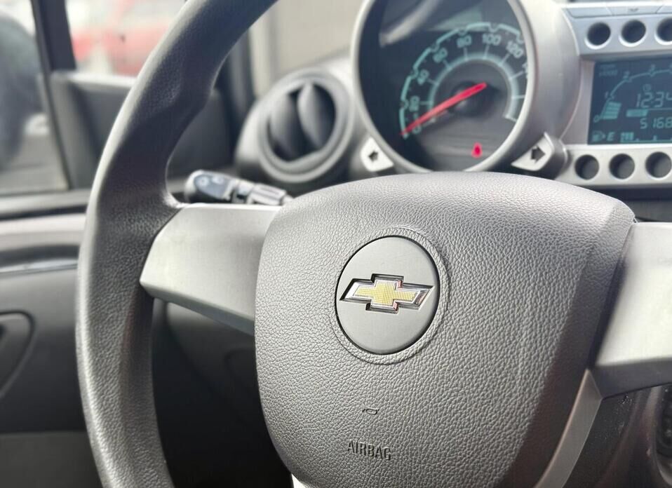 Chevrolet Spark, III 1.0 AT (67 л.с.)