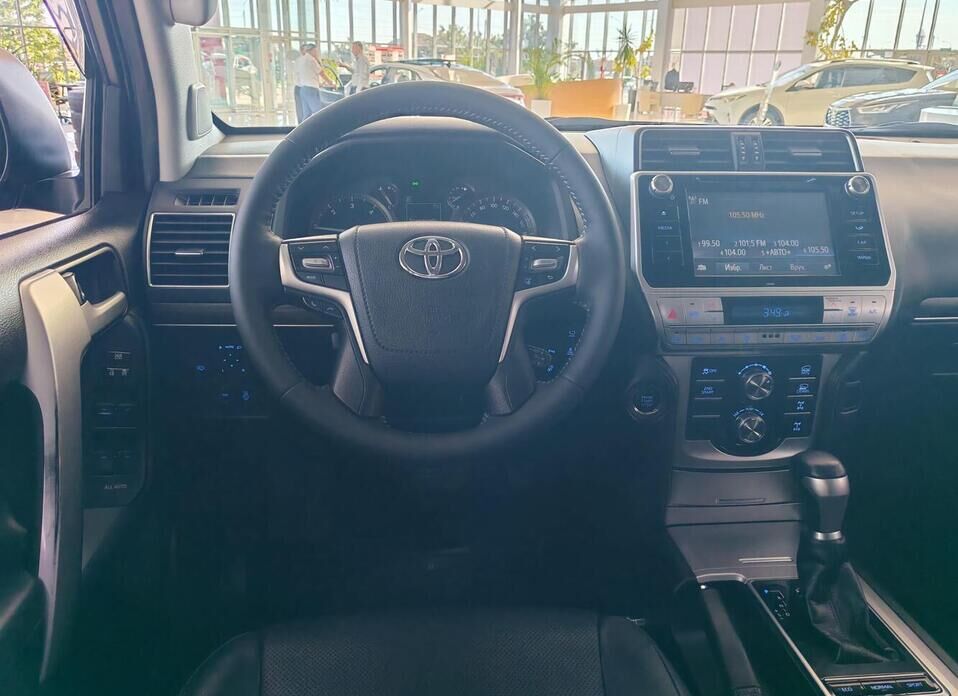 Toyota Land Cruiser Prado, 150 Series Рестайлинг 2 2.8d AT (177 л.с.) 4WD