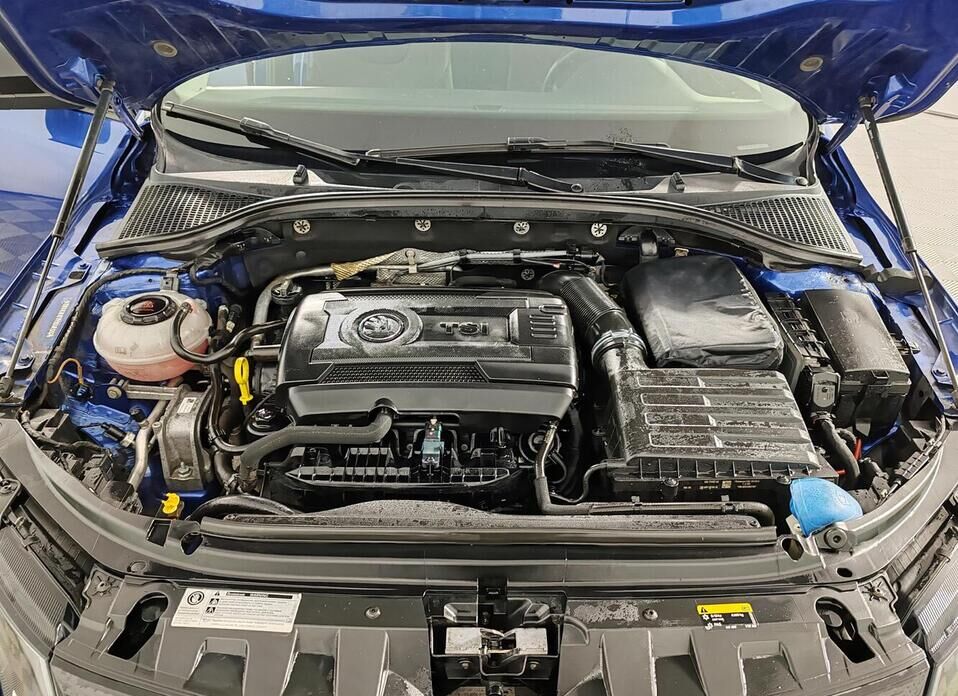 Skoda Octavia, III (A7) Рестайлинг 1.8 AMT (180 л.с.)