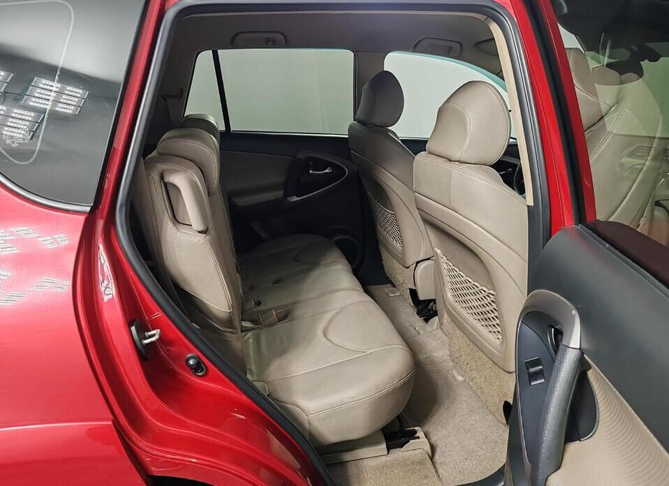 Toyota RAV4 2.4 AT (170 л.с.) 4WD